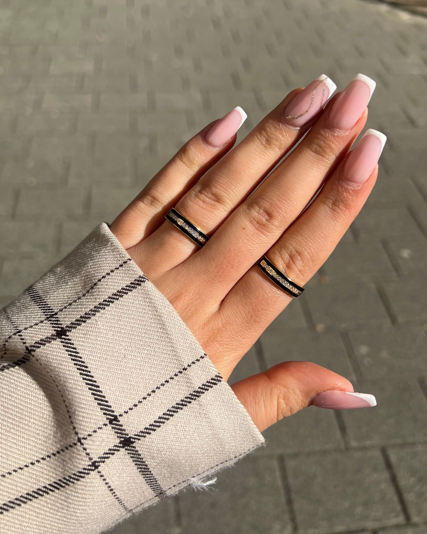 Gold Ring - Black and Withe