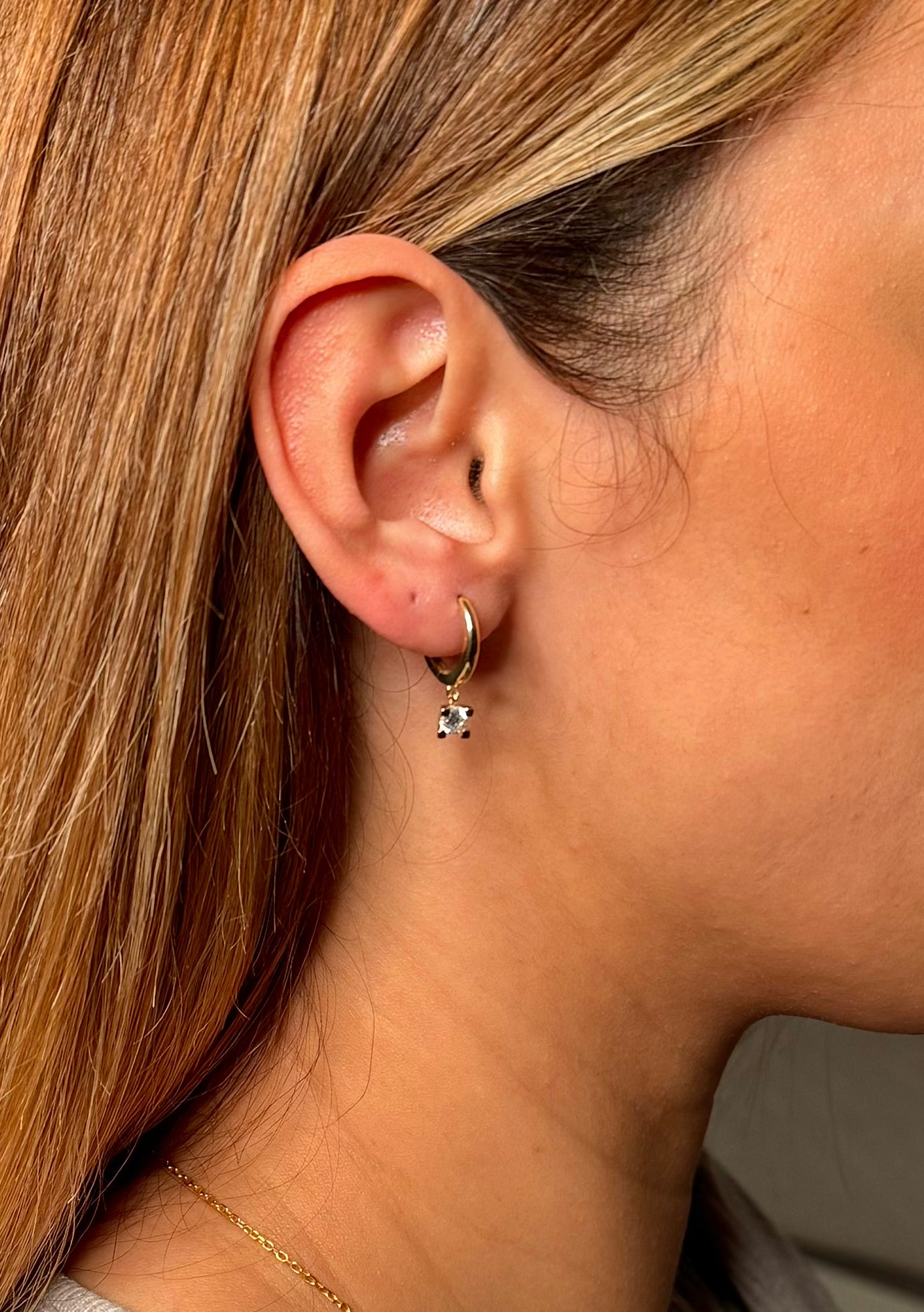 Gold Ohrringe - Mini Creolen mit Zirkonia in Brillant Schliff