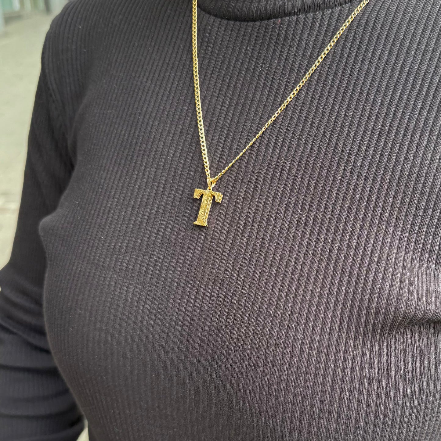 Gold Anhänger - Buchstabe T