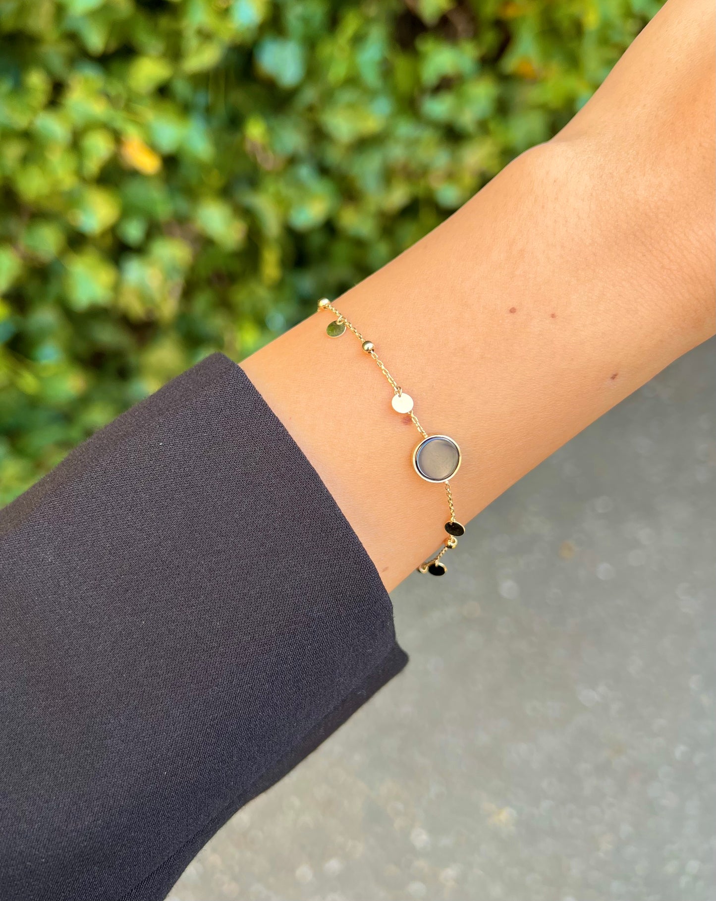 Gold Armband - Plättchen Black