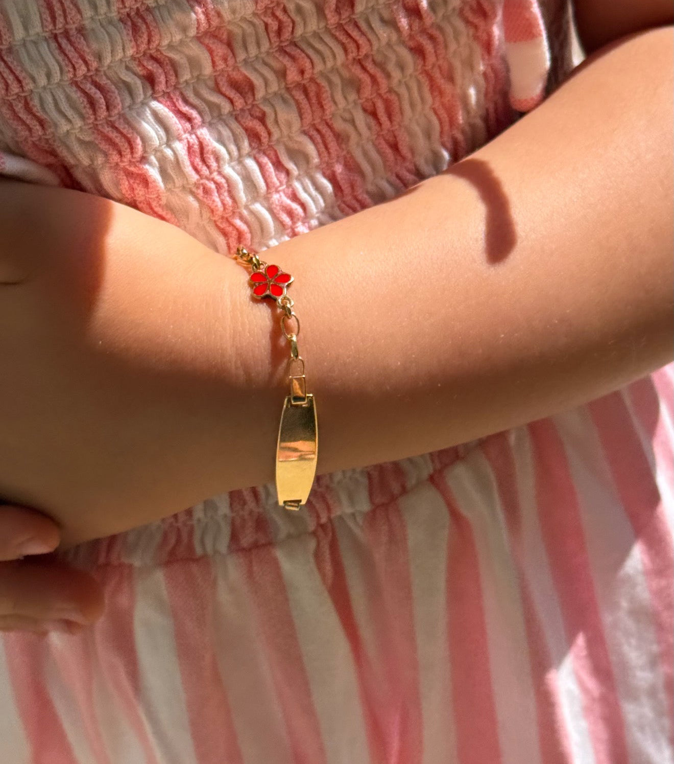 Gold Armband - Rote Blume