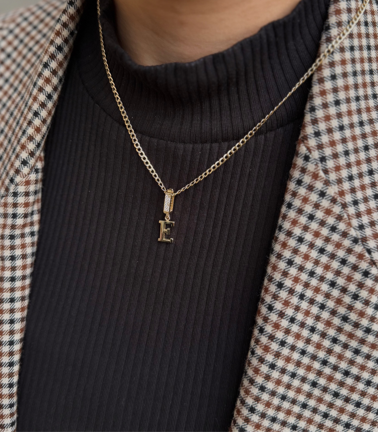 Gold Anhänger - Charm E
