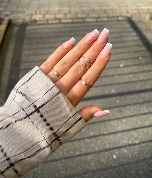 Gold Ring - Mini Baguette