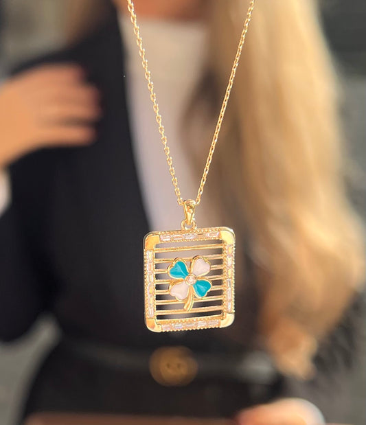 585 Gold Halskette - Blüte im Rahmen