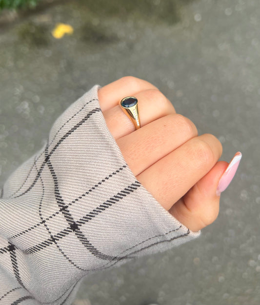 Gold Ring - Blue Zirkonia