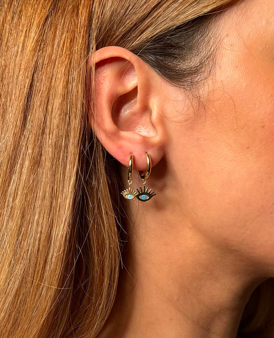 Gold Ohrringe - Mini Creolen Nazar mit langen Wimpern und Türkis Stein in groß