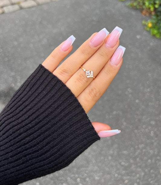 585 GOLD RING - DESIGN DETAILS